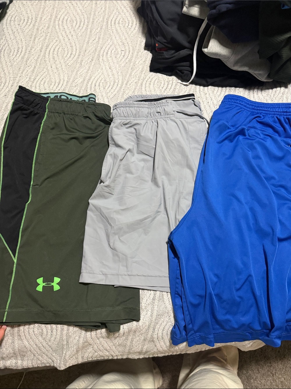 *Bundle *Under Armour Men's Olive Green Athletic Shorts with Neon Accent